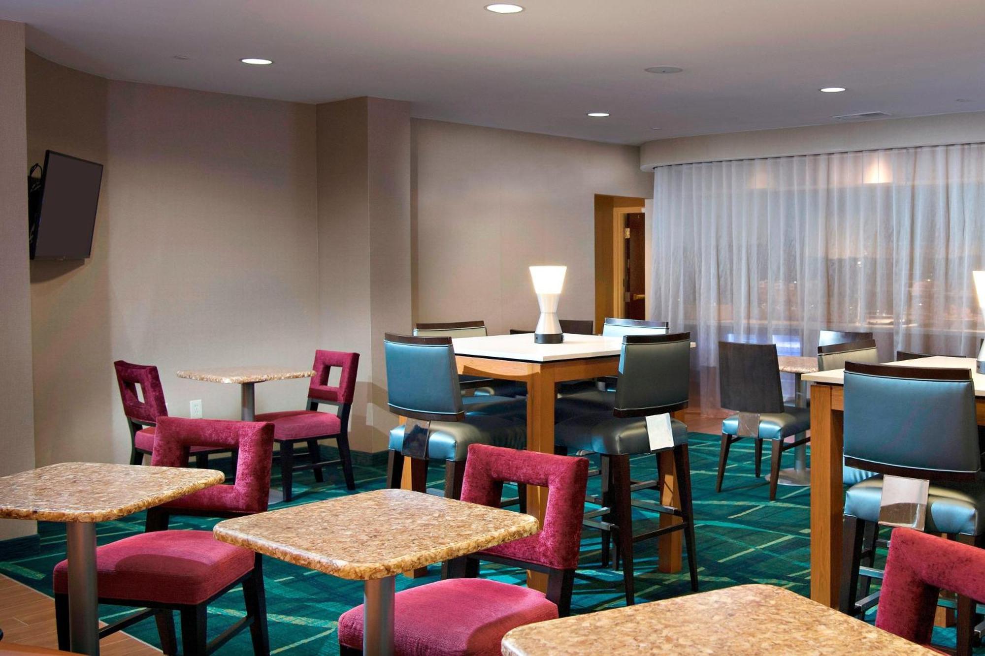 Springhill Suites By Marriott Atlanta Алфарета Екстериор снимка